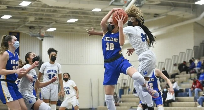 Picture from a women's basketball game